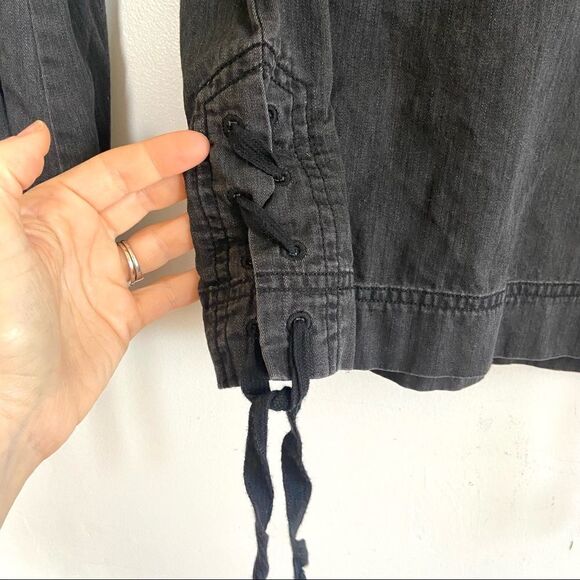 Madewell Chambray Bell Sleeve Side Tie V Neck Washed Black XS - Picture 3 of 5